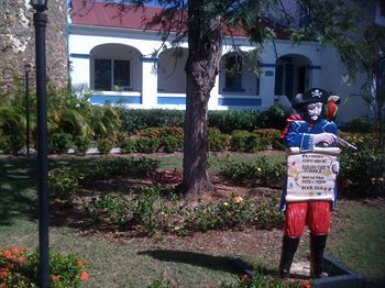 Pirates At Bluebeards Castle Villa *