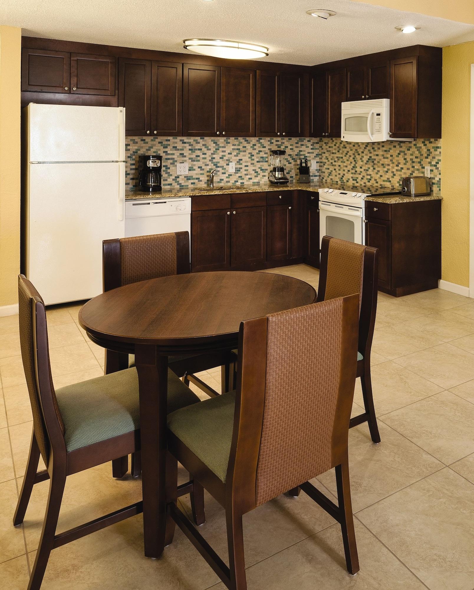 Elysian Resort 3*