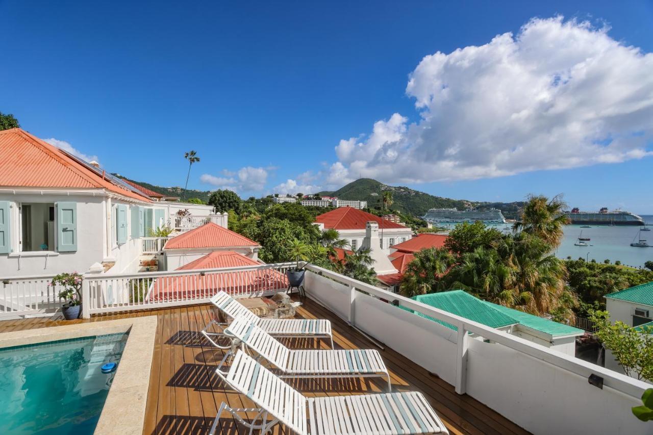 Bed & Breakfast At In The Tropics 3*